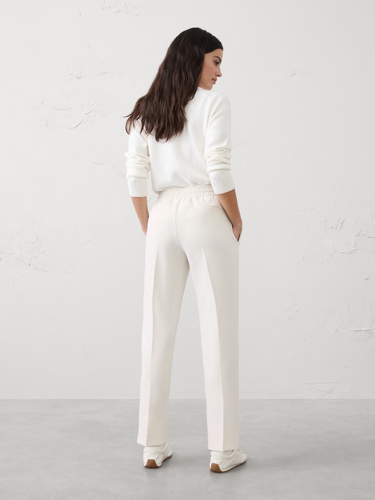 Tapered High-Rise Pull-On Pant