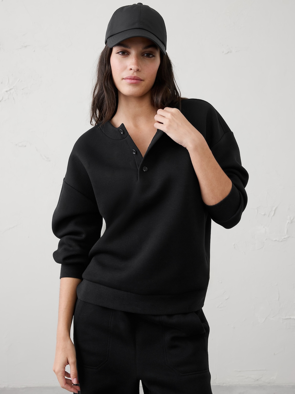 Weekender Henley Sweatshirt