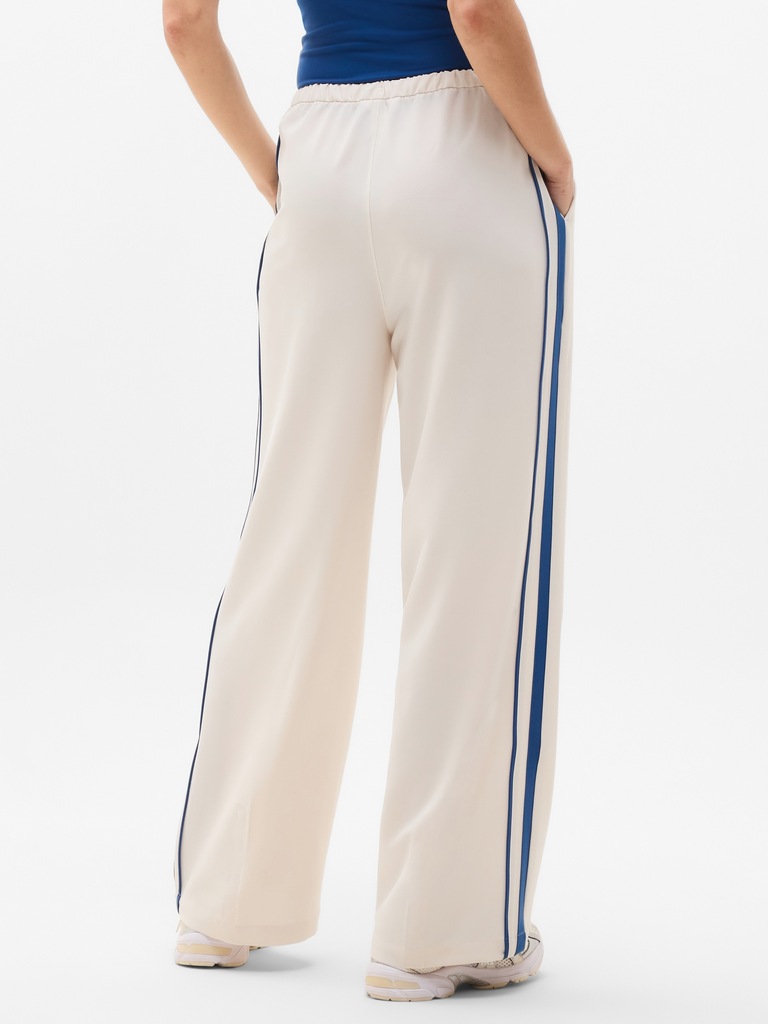 MVP Mid Rise Side Stripe Pant