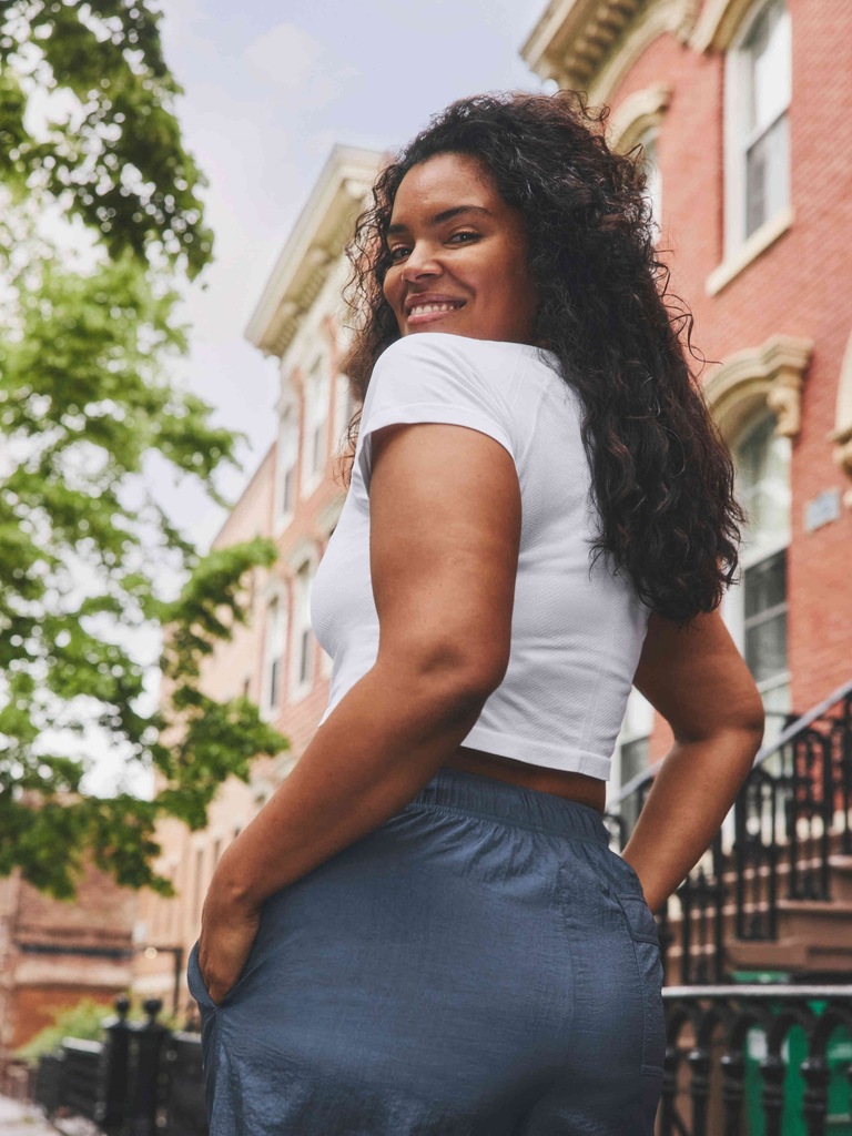 Momentum Flex Crop Tee