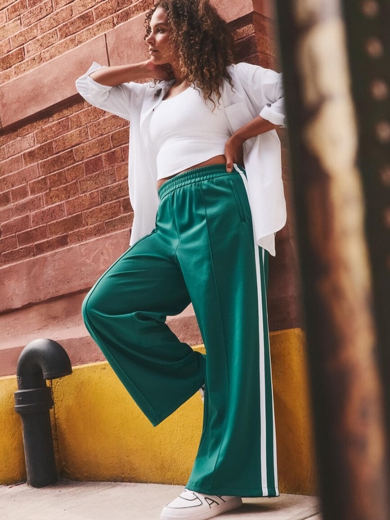 Tempo Mid Rise Wide Leg Track Pant
