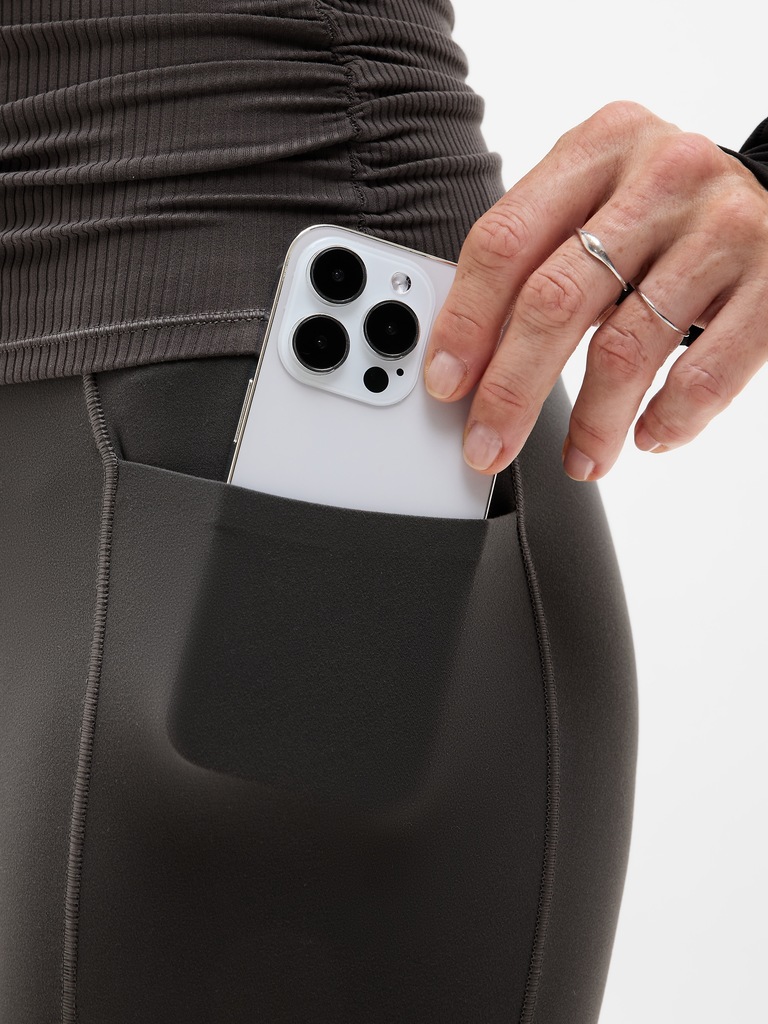 Salutation Stash Fold Over 7/8 Legging