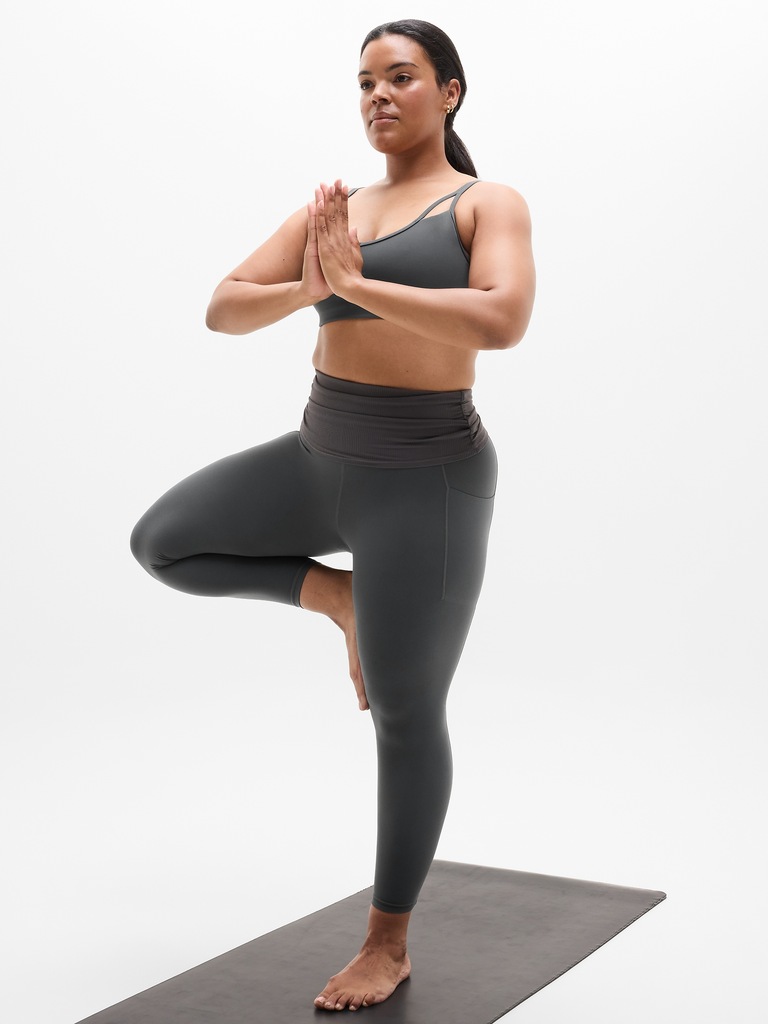 Salutation Stash Fold Over 7/8 Legging