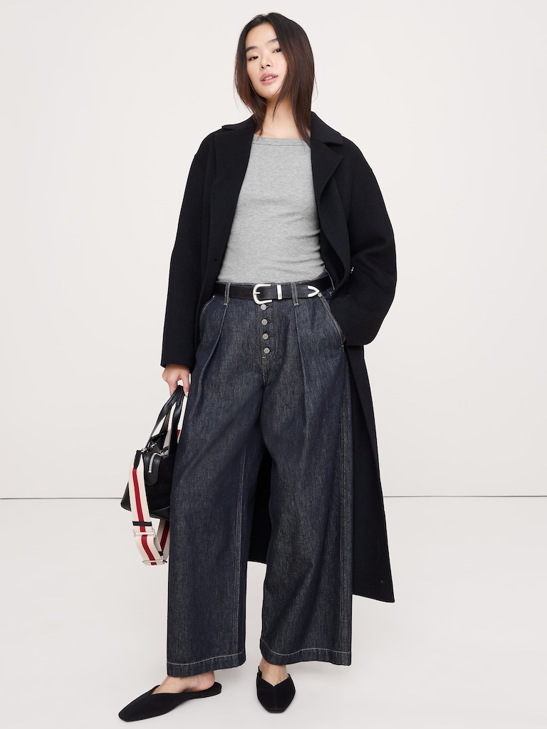 Ribbed Boat-Neck T-Shirt