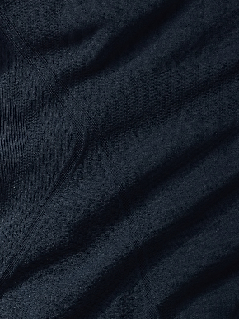 Momentum Seamless High Neck Crop Tank