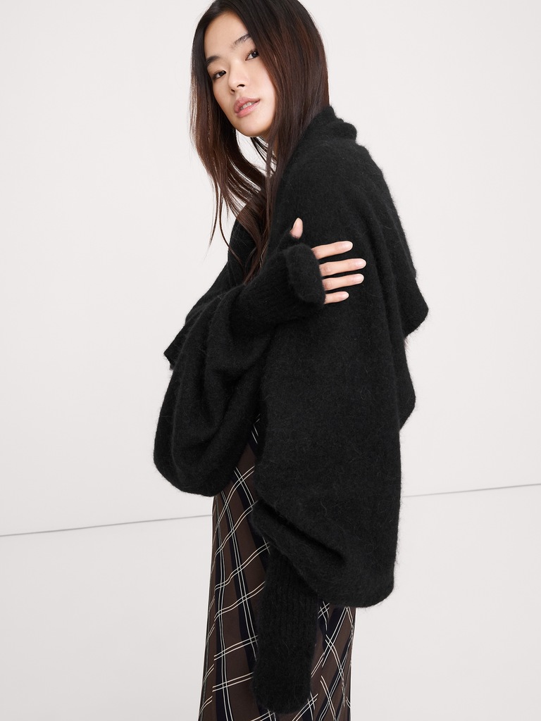 Fuzzy Alpaca-Blend Mitten-Scarf