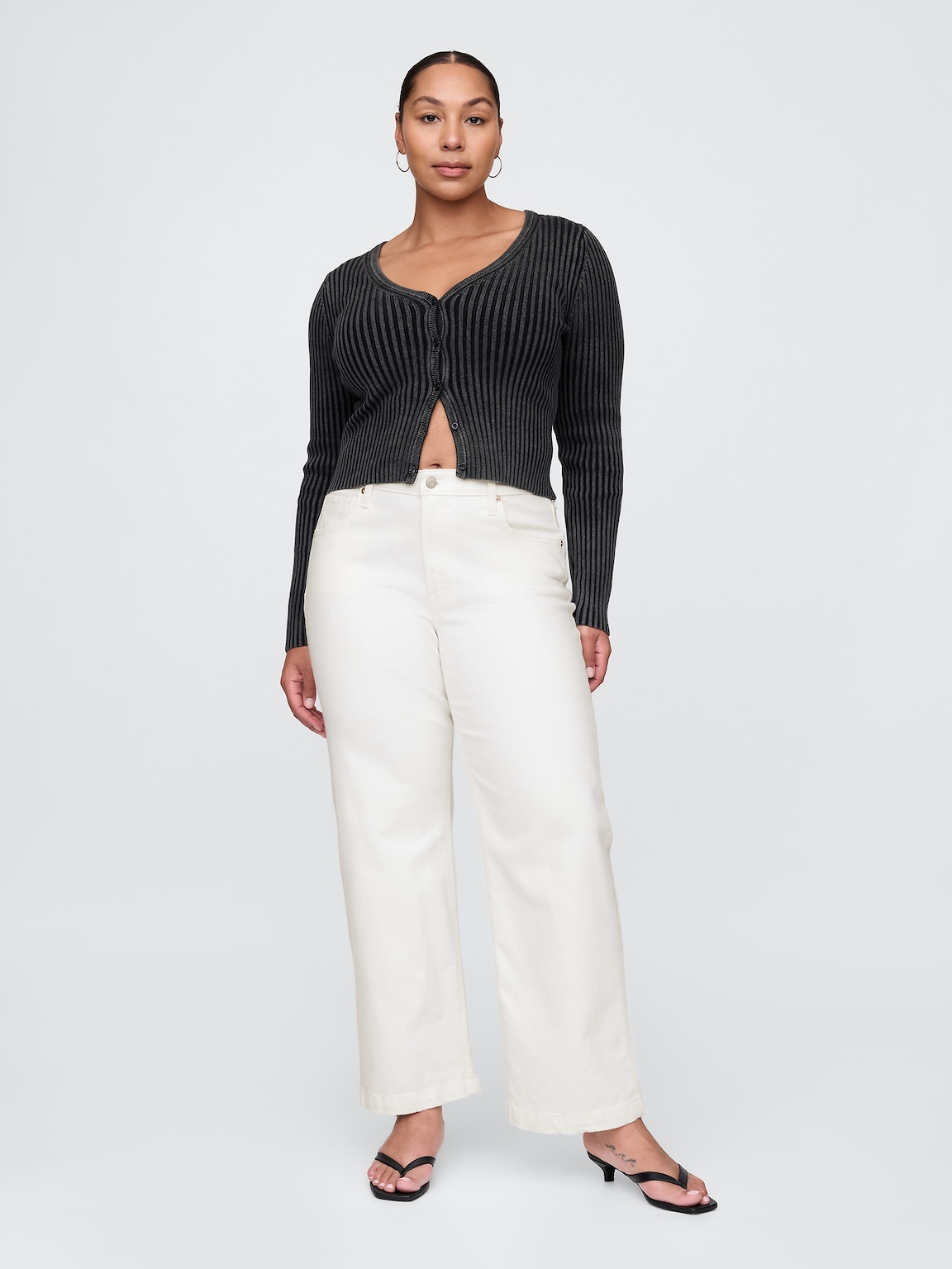 Mid Rise '90s Loose Jeans