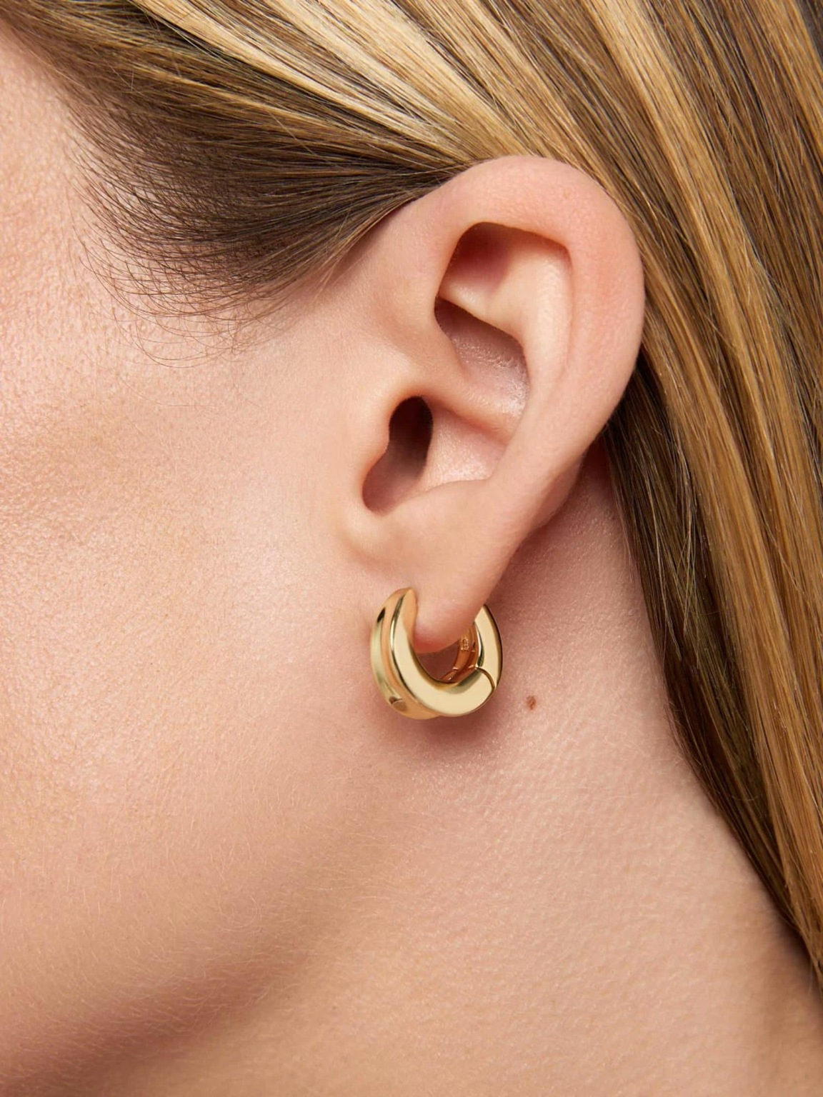 Ana Luisa Wade Mini Huggie Hoop Earrings