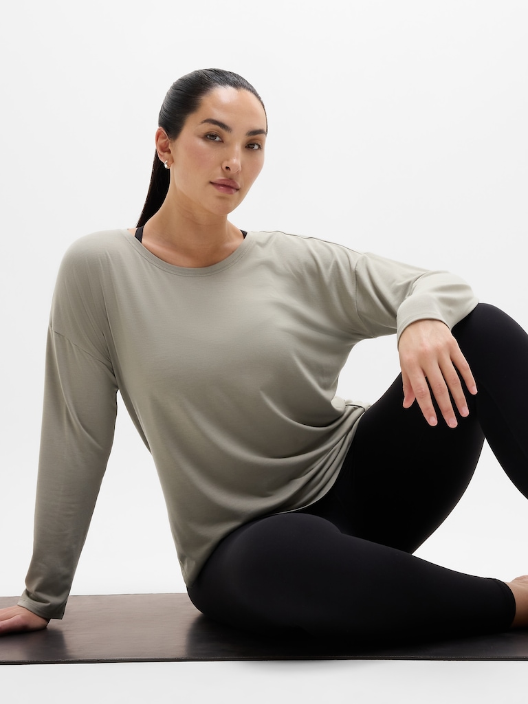 Move With Ease Top