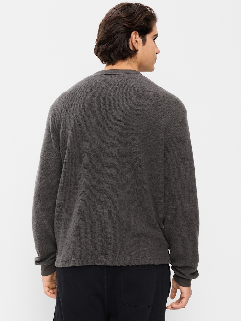 Loose Pocket Crew-Neck Sweatshirt