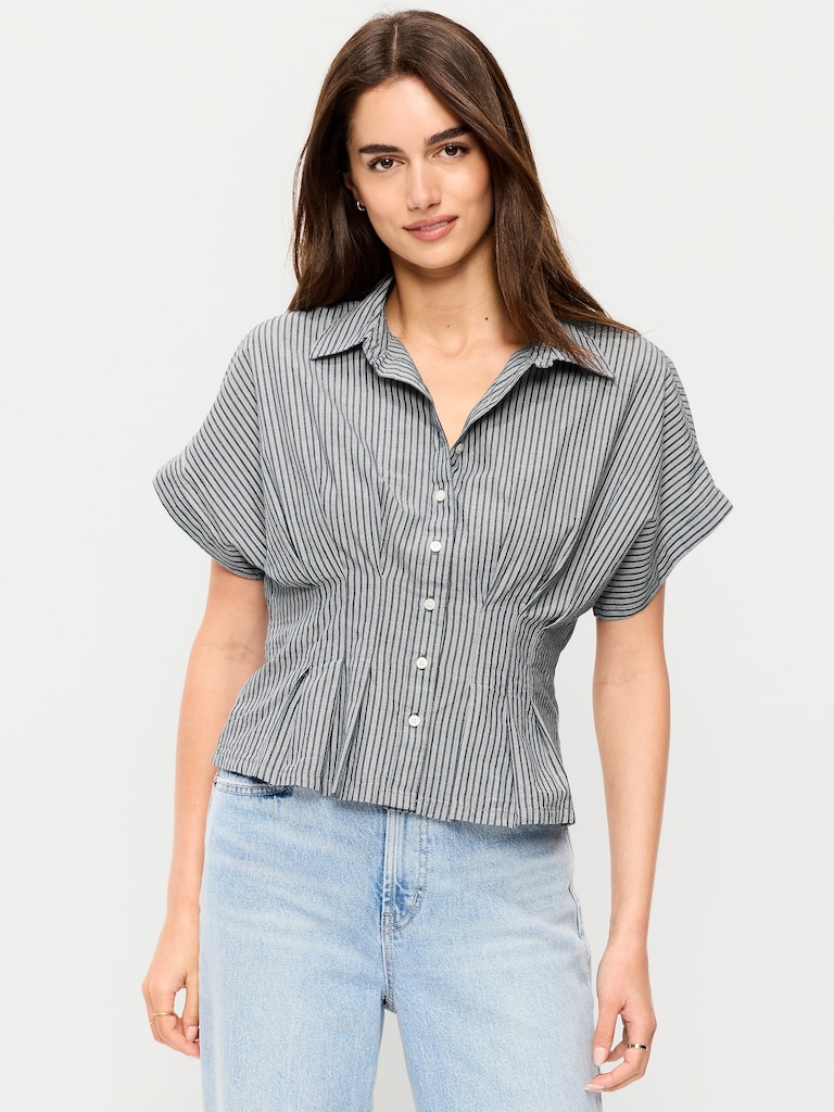 Slim Short-Sleeve Cinched-Waist Button-Down Shirt