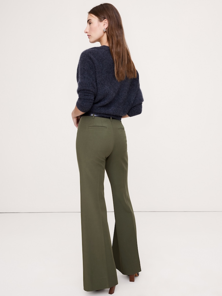 High-Rise Modern Flare City Stretch Pant