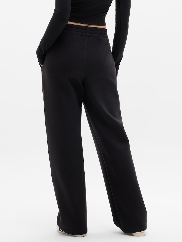 Form Knit Mid Rise Straight Pant