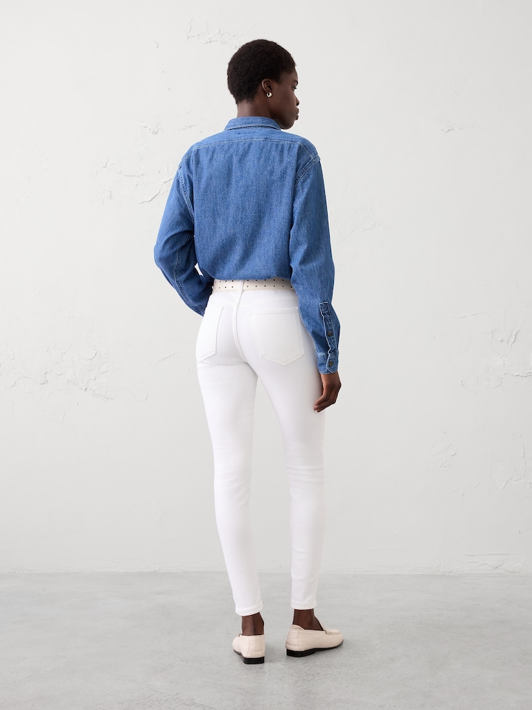 Skinny Mid-Rise Jean