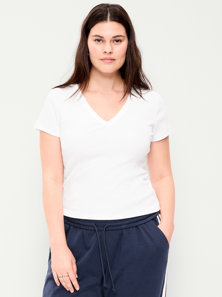 Snug V-Neck Crop T-Shirt