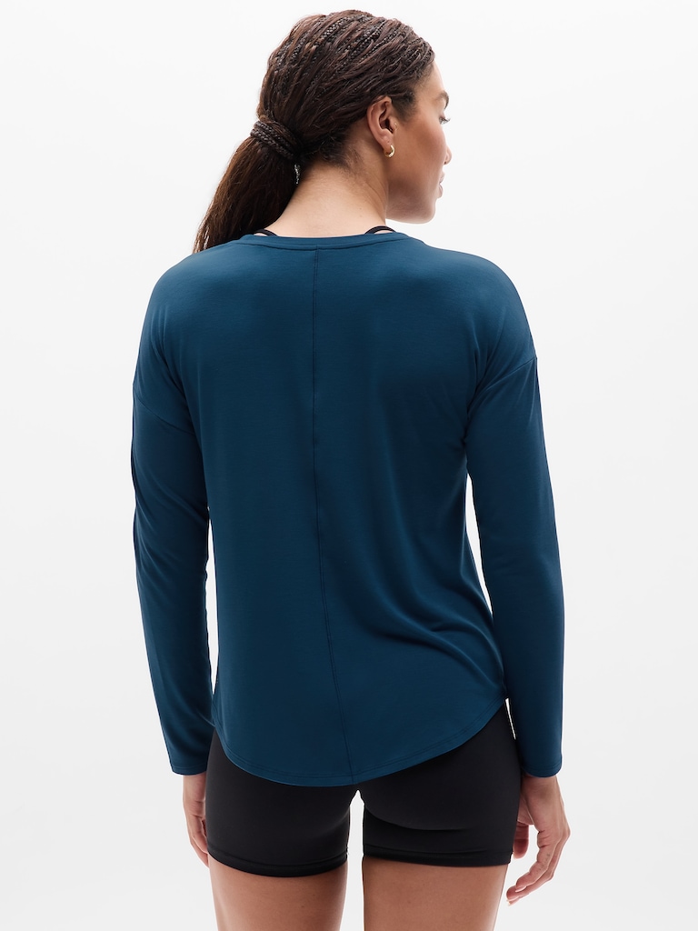 Move With Ease Top