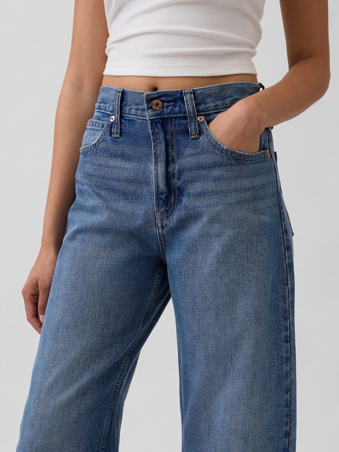 High Rise Barrel Jeans