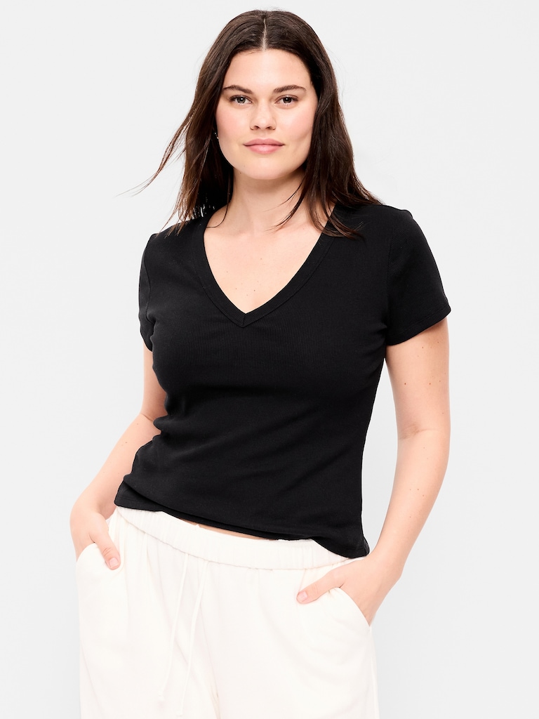 Snug V-Neck Crop T-Shirt