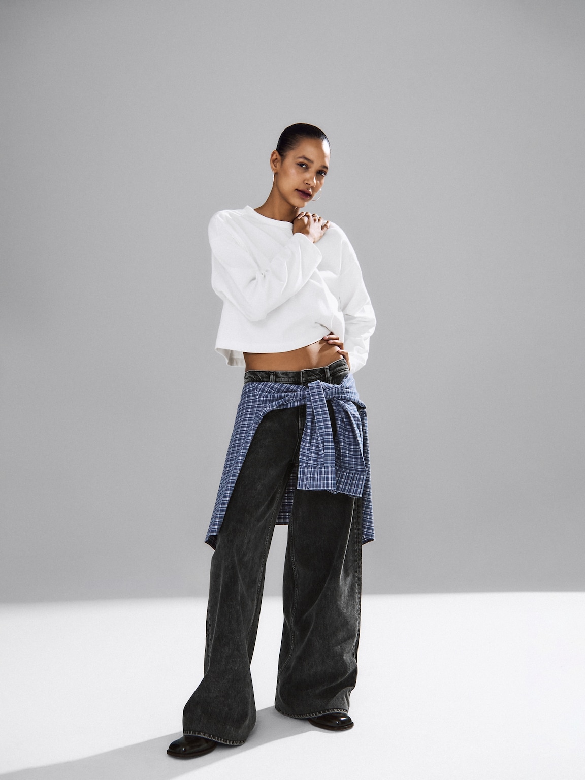 Mid Rise UltraSoft Baggy Jeans