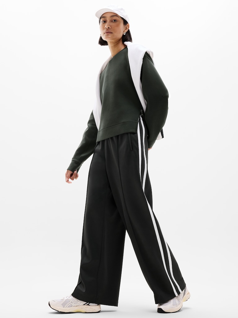 Form Knit Crew Sweatshirt