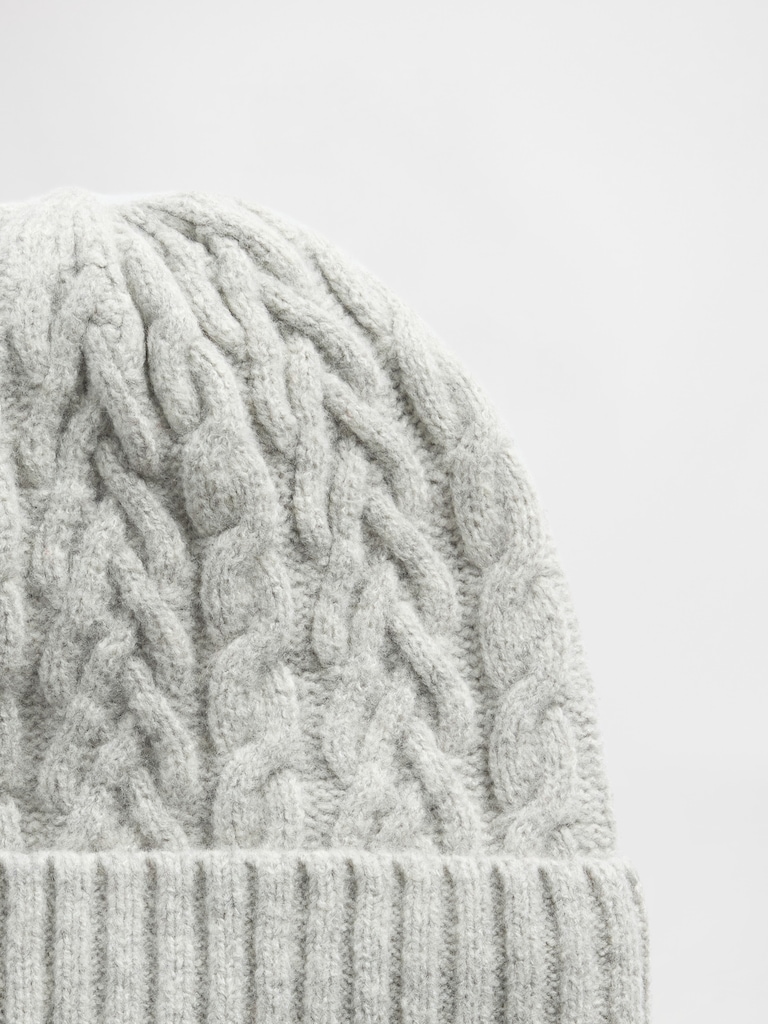 CashSoft Cable-Knit Beanie