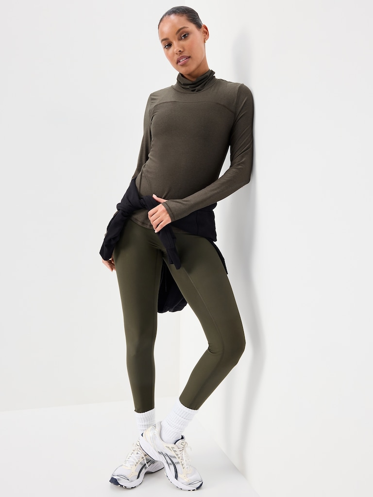CloudMotion Funnel Neck Top