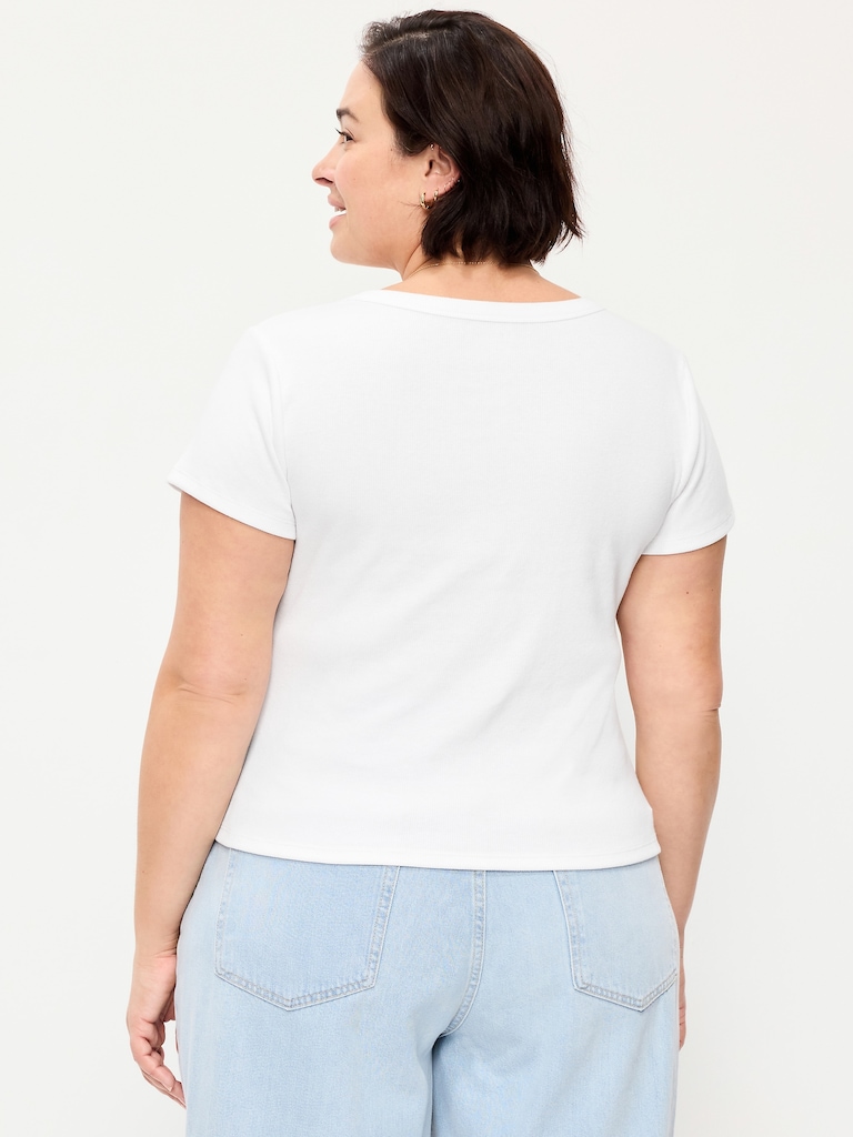 Snug V-Neck Crop T-Shirt