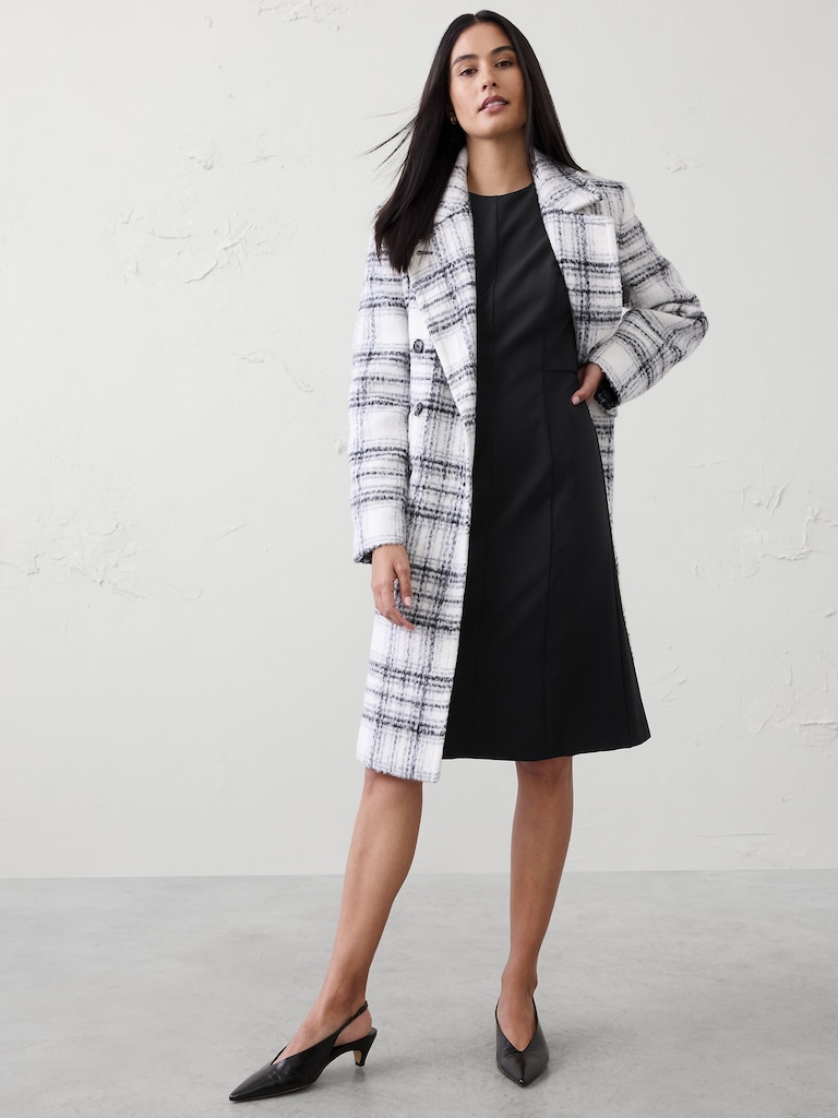 Sculpted Knee-Length Sheath Dress