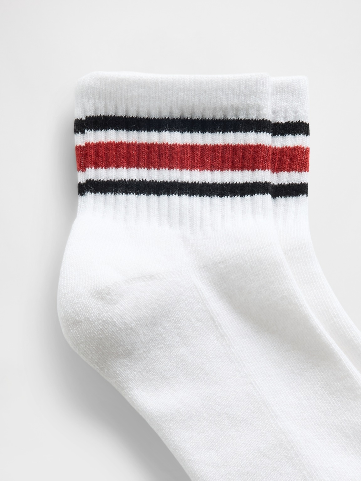 Athletic Quarter Crew Socks