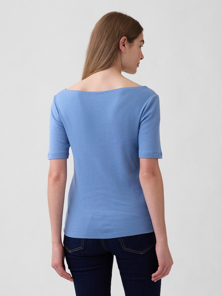Modern Ribbed Boatneck T-Shirt