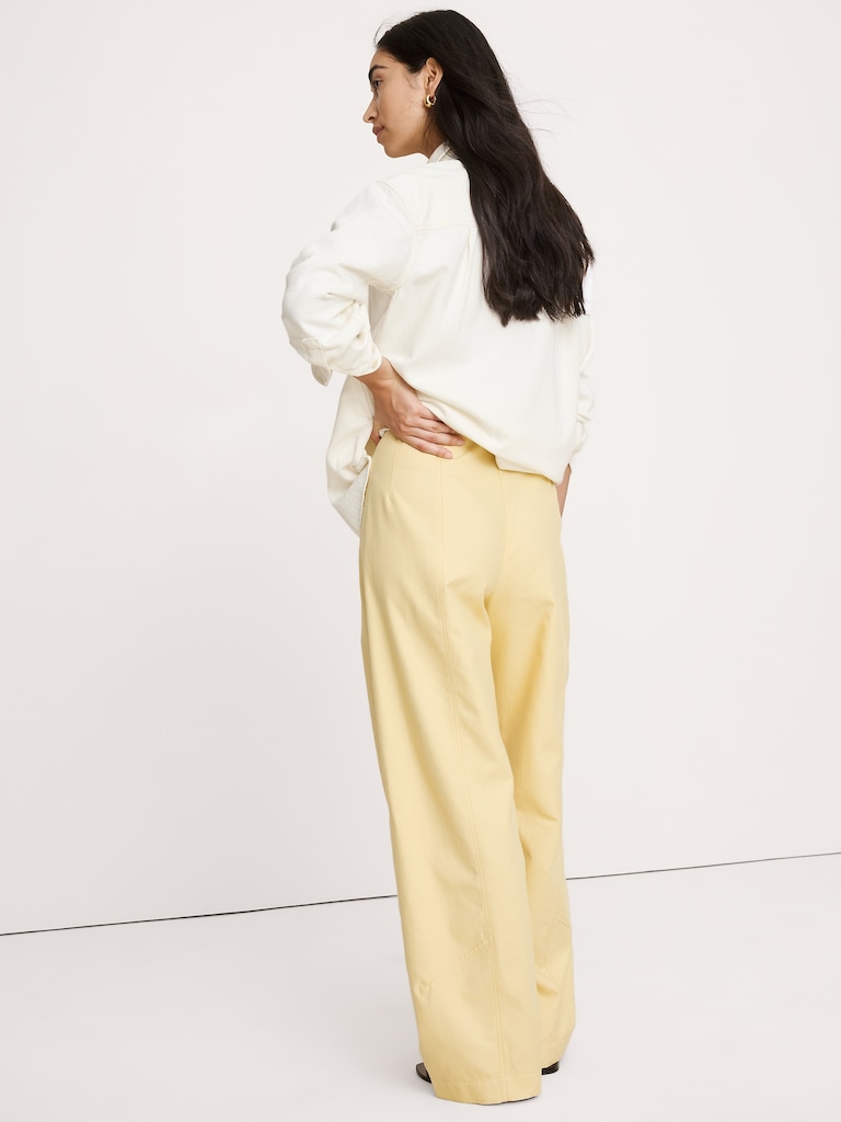 Ultra-High Rise Barrel Soft Chino