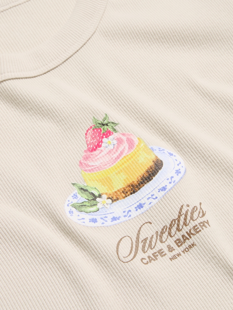 Snug Graphic T-Shirt