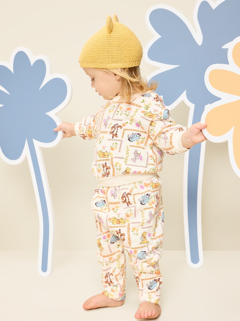 Old Navy x Disney Winnie the Pooh Sweatshirt and Sweatpants Set for Baby
