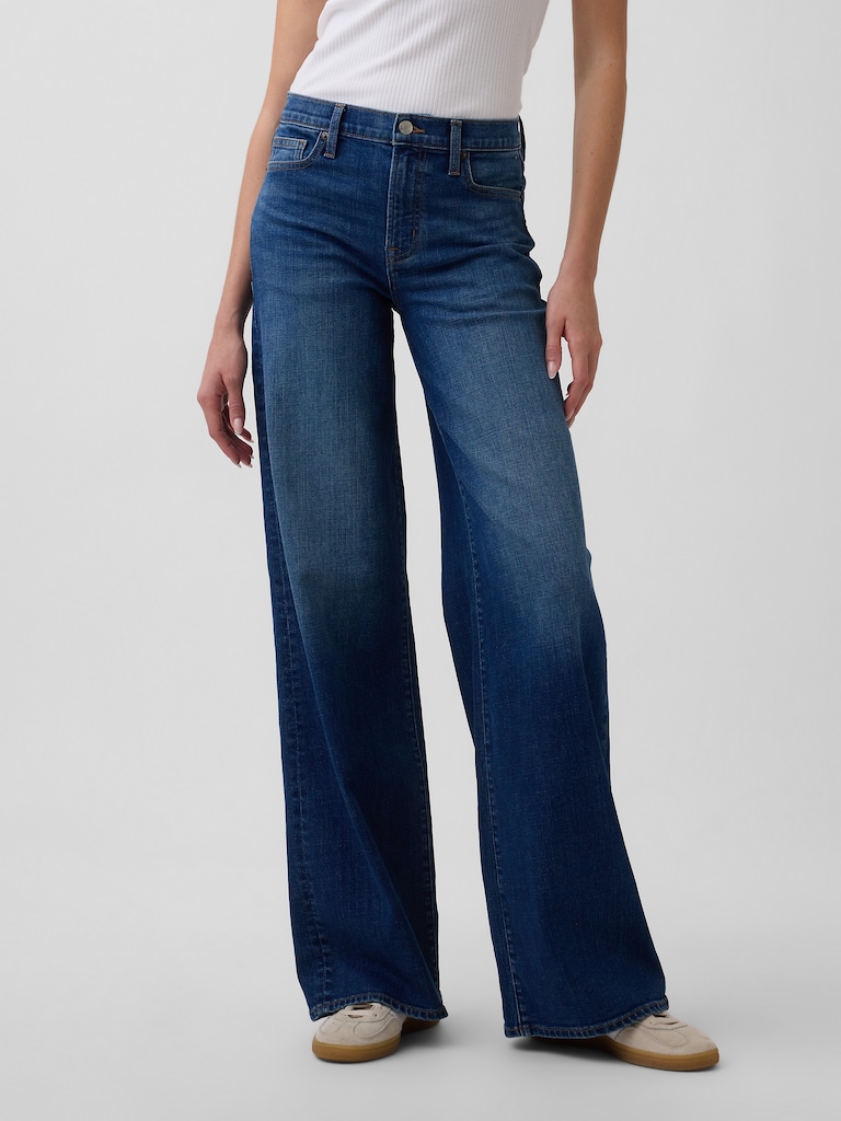 Mid Rise Wide-Leg Jeans