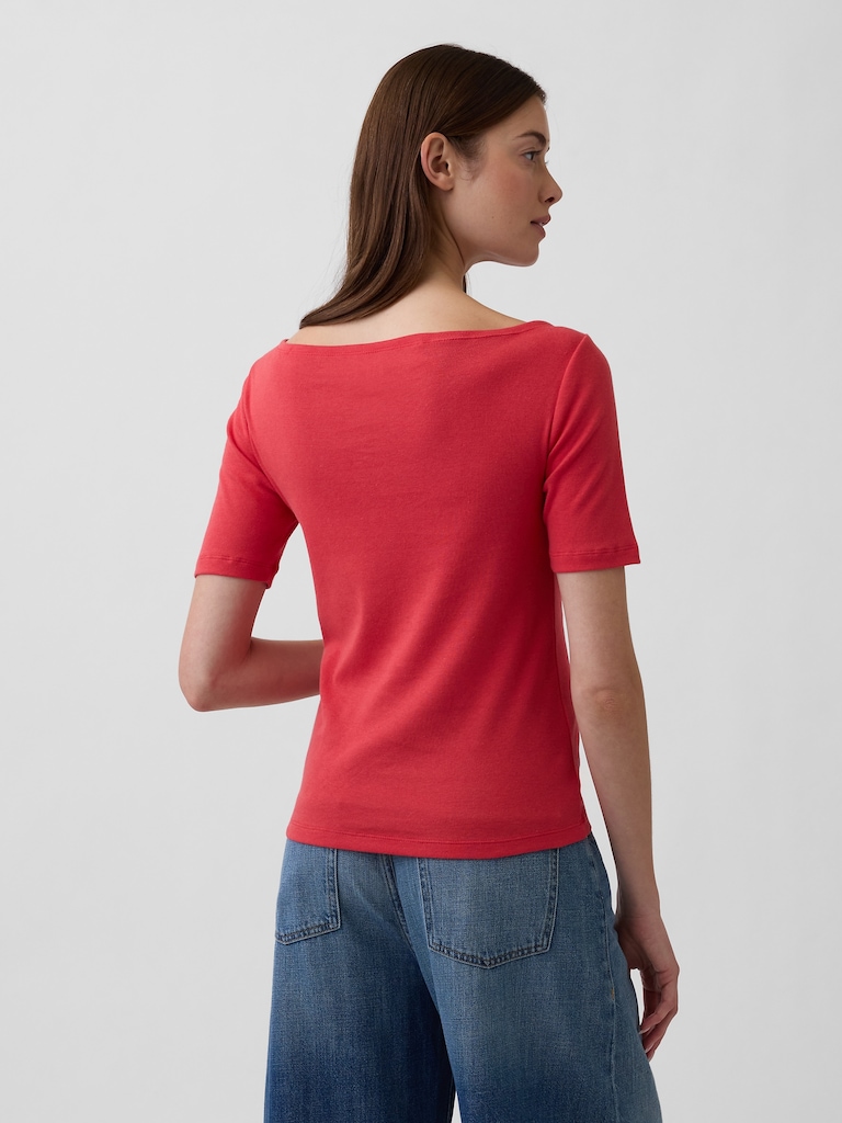 Modern Ribbed Boatneck T-Shirt