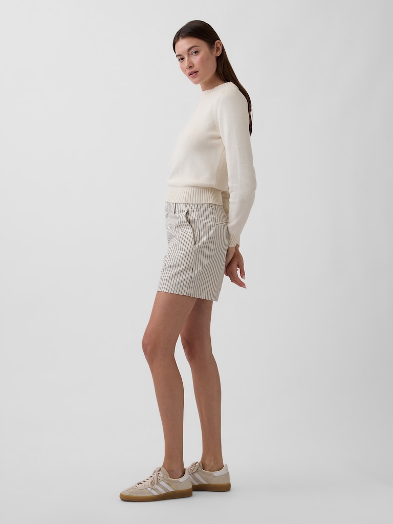 5" Mid Rise Downtown Khaki Shorts