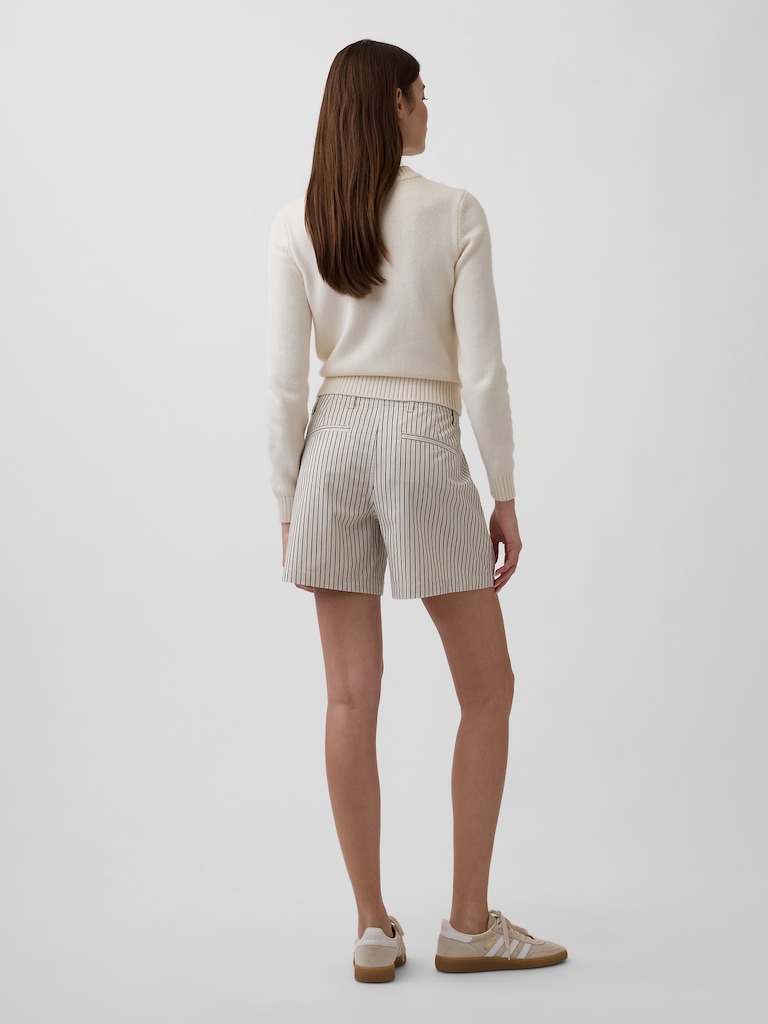 5" Mid Rise Downtown Khaki Shorts