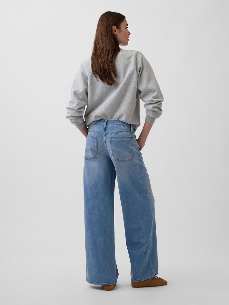 Mid Rise Wide-Leg Jeans