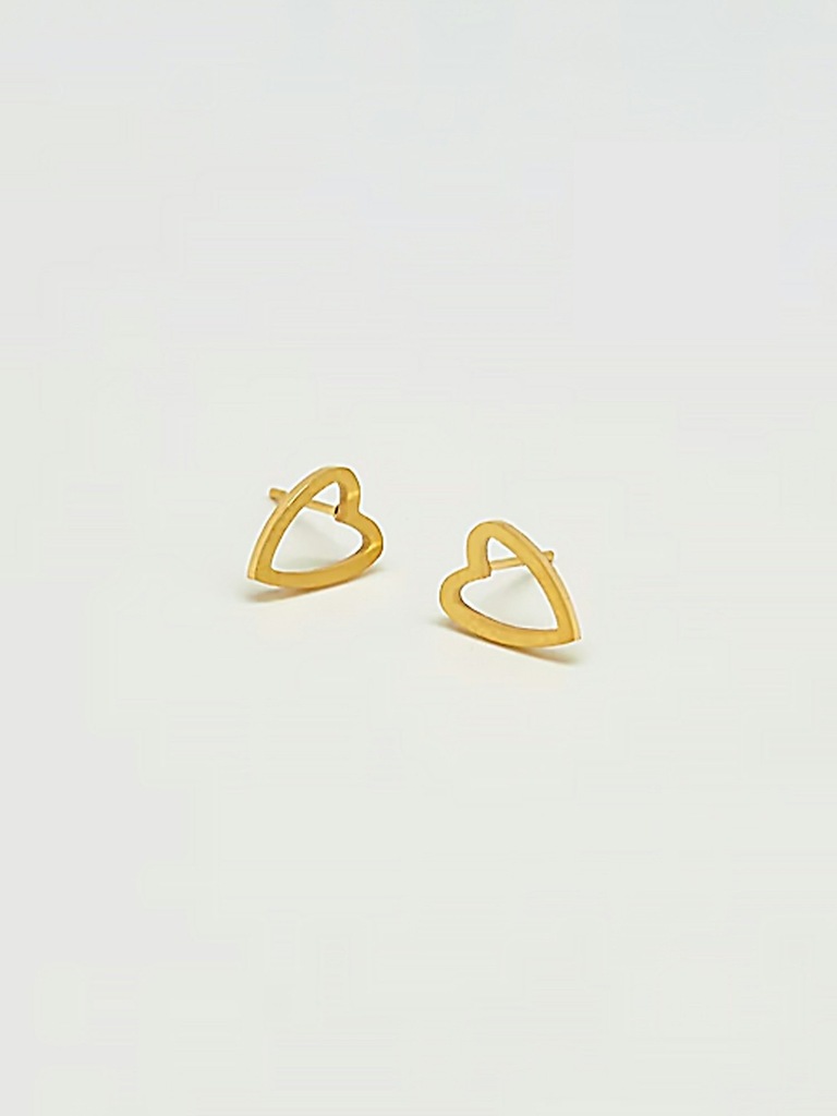 Admiral Row Gold Heart Outline Stud Earrings