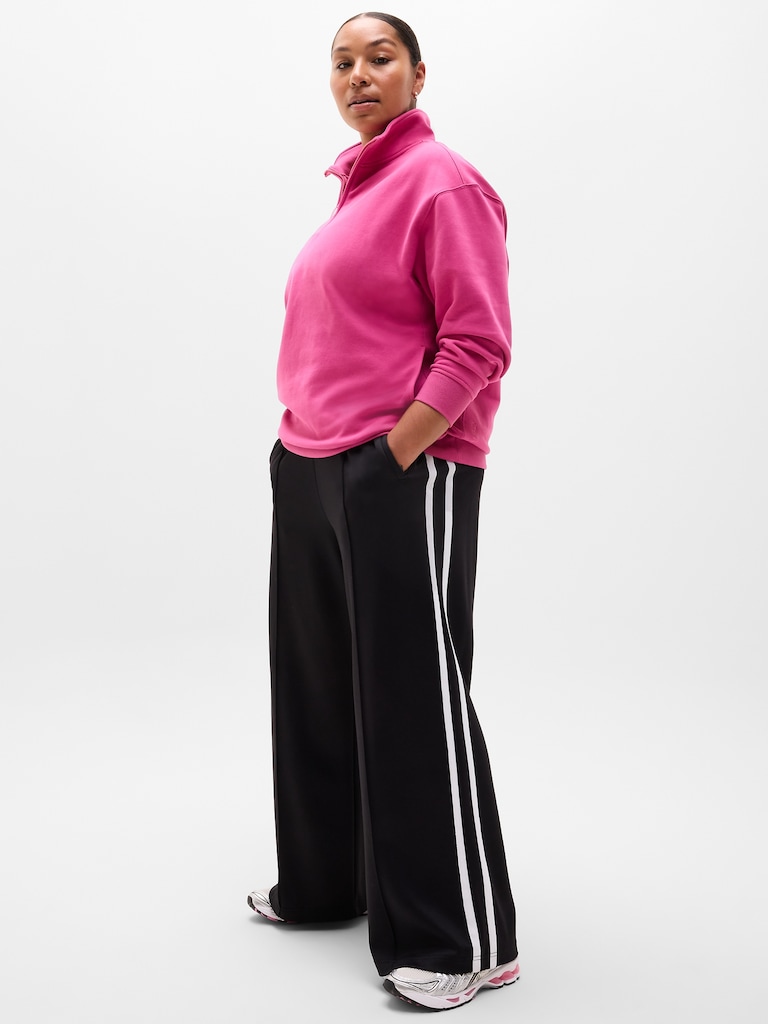 Forever Fleece 1/4 Zip Sweatshirt