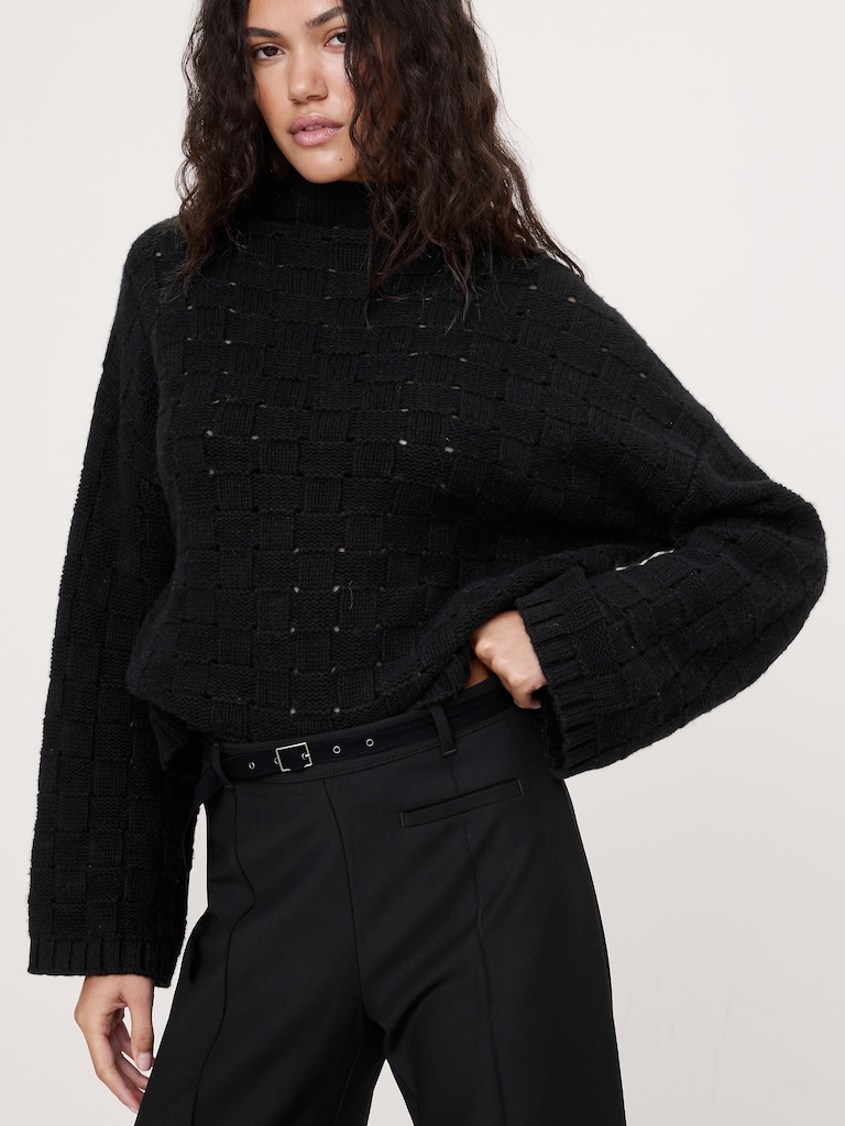 Mid-Rise Wide-Leg City Stretch Pant