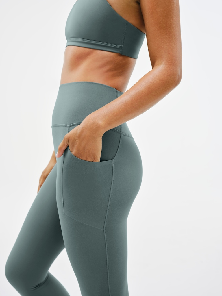 Salutation Stash High Rise 7/8 Legging