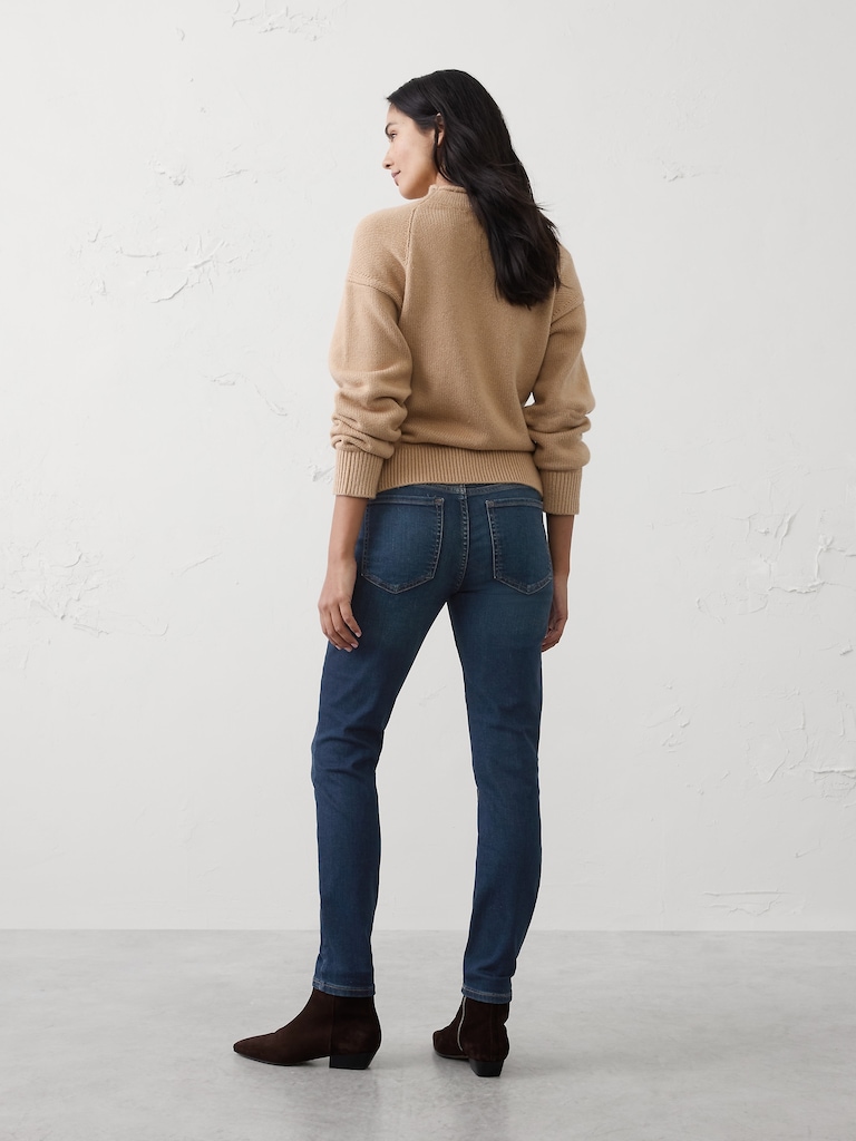 Skinny Mid-Rise Jean