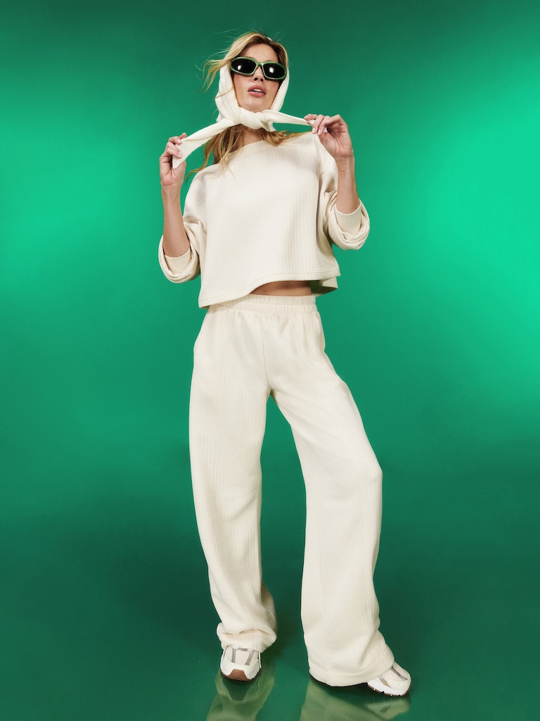 High-Waisted Bounce Fleece Quilted Wide-Leg Sweatpants