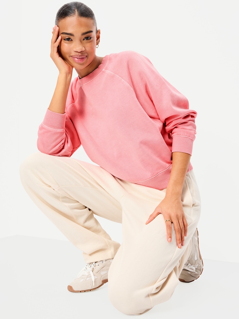 Oversized Raglan Sweatshirt