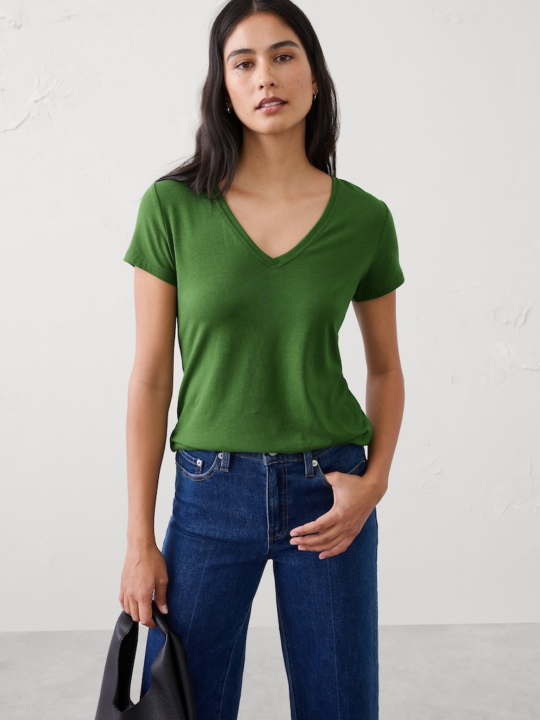 Timeless V-Neck T-Shirt