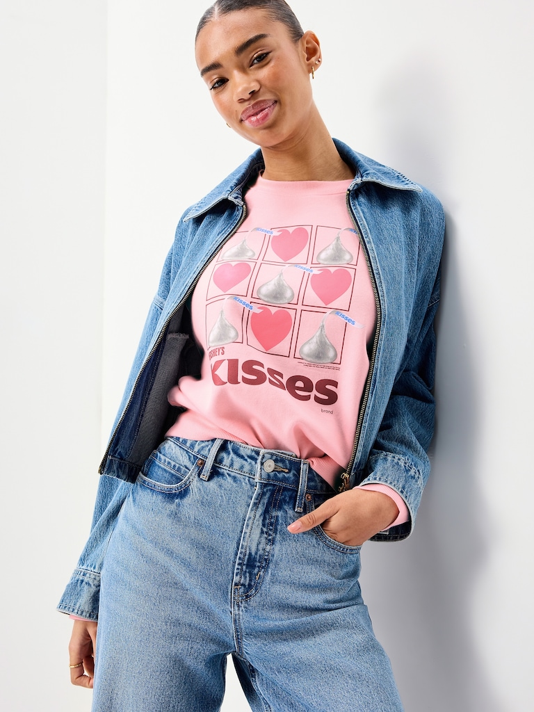 Oversized Raglan Graphic Sweatshirt