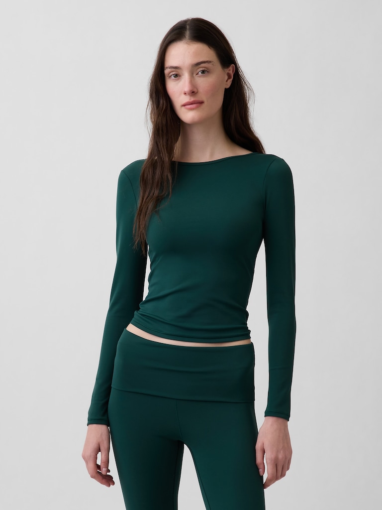 GapFit Smooth Boatneck T-Shirt