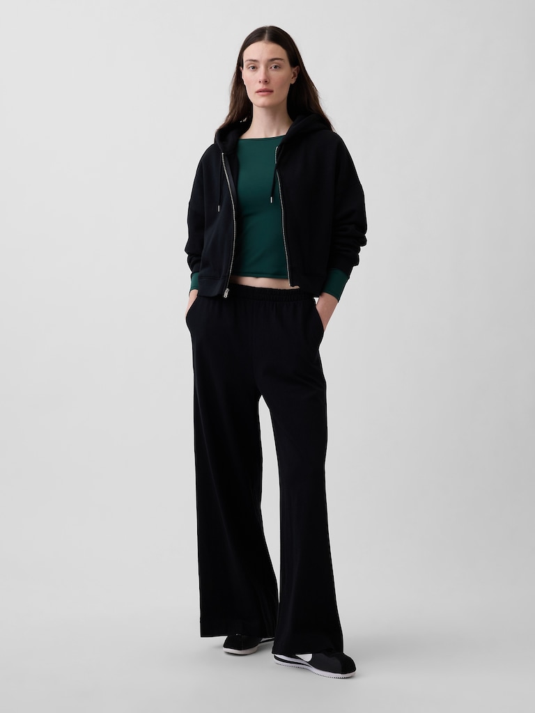 GapFit Smooth Boatneck T-Shirt