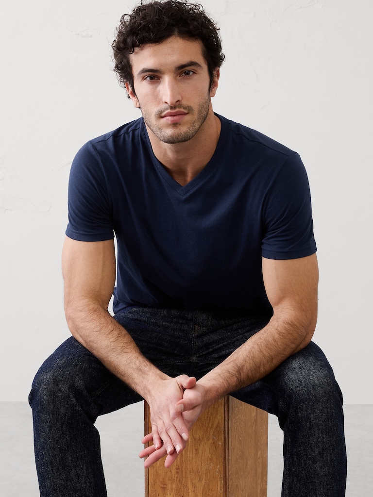 Standard-Fit Premium Wash V-Neck Shirt